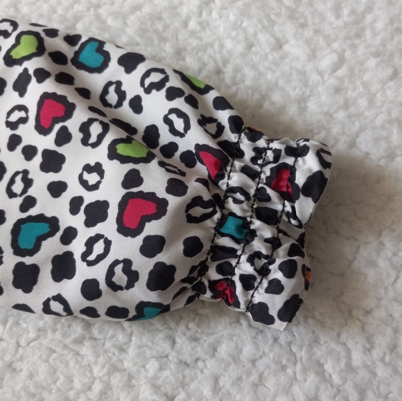 2 piece set Little Girls Size 2T - Picture 5 of 10